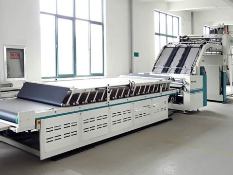 印刷設備展示-全自動貼面機